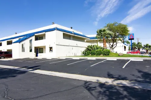 Motel 6 North Palm Springs, CA - North Extérieur Photos