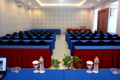 PRIMA SR Hotel & Convention Yogyakarta Fasilitas Bisnis Photos