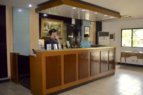 Luisita Central Park Hotel Public Areas Photos