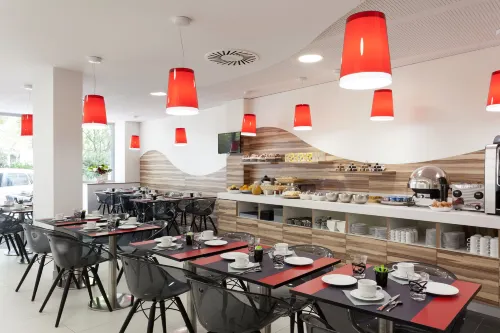 Nemea Appart'Hotel Toulouse Concorde Gare Matabiau Restauration Photos