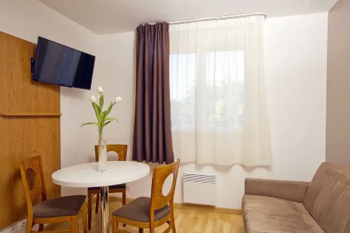 Appart Hôtel - Séjours et Affaires / Résidence étudiante - Les estudines Créteil Le Magistère Photos