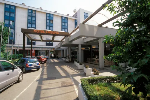 Hotel Laguna Zagreb Экстерьер Photos