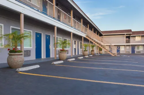 Magnolia Tree Hotel-Maingate/Anaheim Convention Center Featured Photos
