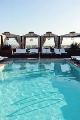 Sixty Beverly Hills Relaksasi & Rekreasi Photos