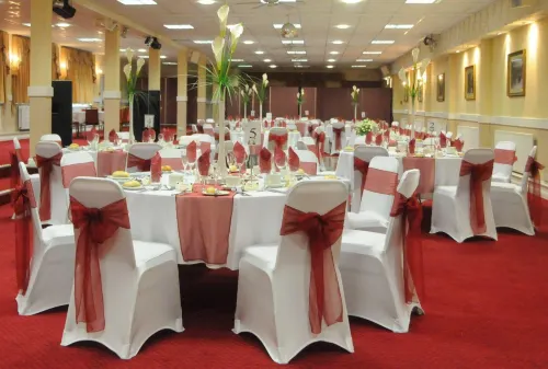 King Charles Hotel Restauration Photos