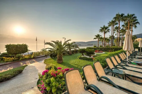 Golden Lotus Hotel Общественные зоны Photos