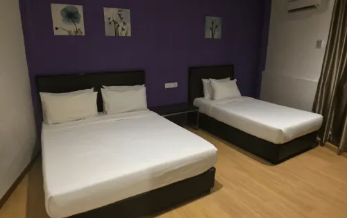 Padungan Hotel Chambres Photos