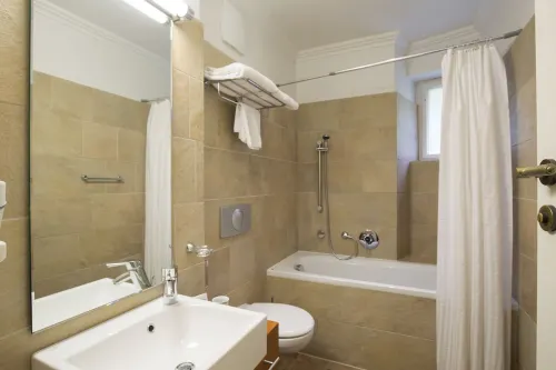 Grandhotel Pupp Camere Photos