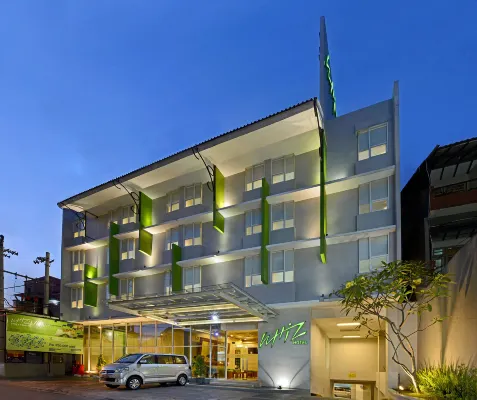 Whiz Hotel Malioboro Yogyakarta Unggulan Photos