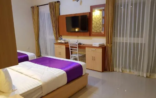 Three B Villa & Resto Banyuwangi Rooms Photos