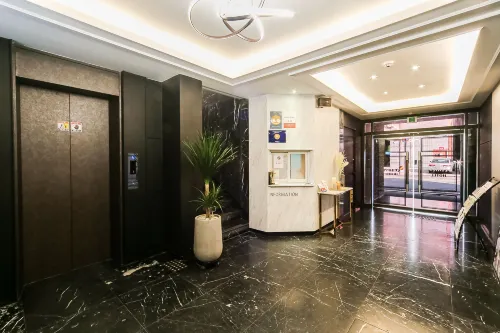 The Stone Bridge Hotel Sasang Public Areas Photos