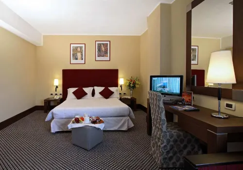 Cardinal Hotel St. Peter Photos