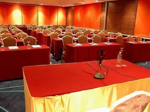 Grand Richmond Stylish Convention Hotel Business Photos