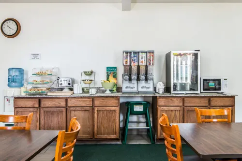 Quality Inn Kearney - Liberty Restauration Photos