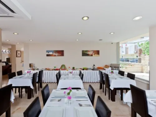 Niss Lara Hotel Питание Photos