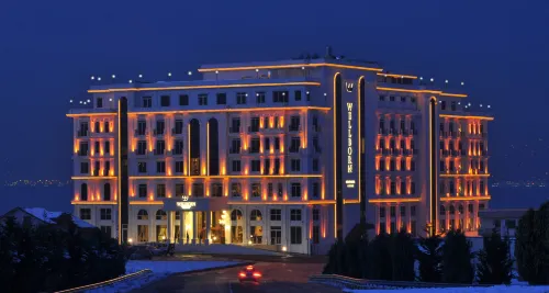 Wellborn Luxury Hotel Exterior Photos