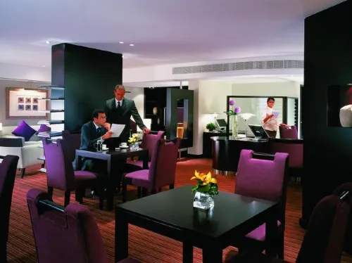 Ramada Plaza by Wyndham Dubai Deira Business Facilities Photos