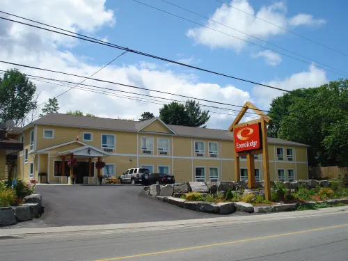 Econolodge Huntsville Exterior Photos