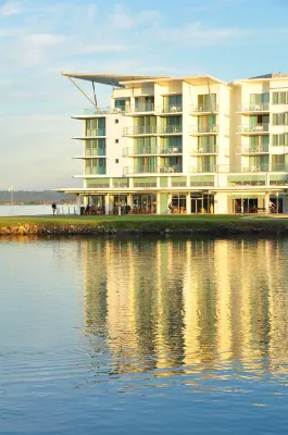 Ramada Hotel & Suites by Wyndham Ballina Byron Extérieur Photos