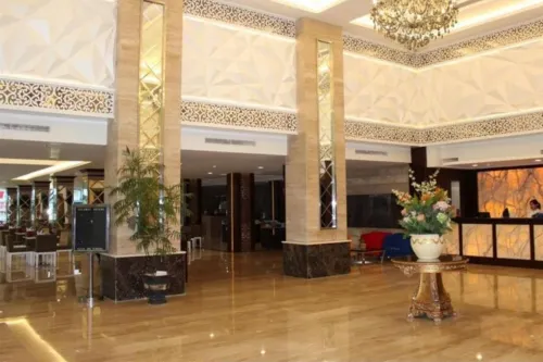 Plaza Inn Kendari Espaces publics Photos