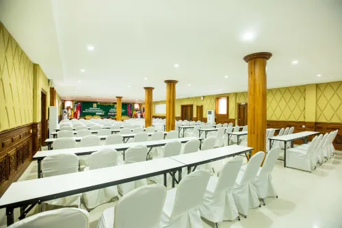 Classy Hotel Espaces Affaires Photos