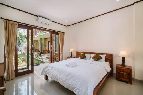 Sari Nusa Inn Kamar Photos