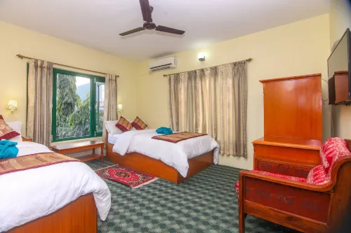 Hotel Noble Inn Photos