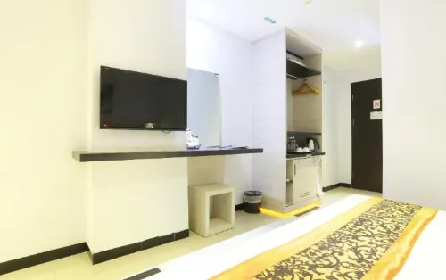 89 Hotel Camere Photos