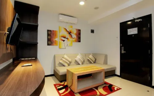 The Sun Hotel Madiun Zimmer Photos