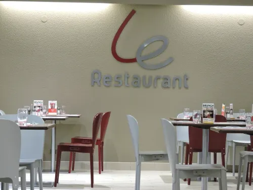Hôtel Restaurant Campanile Tours Joué lès Tours Restauration Photos