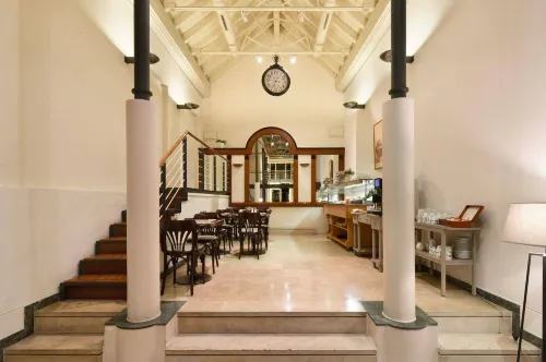 L'Hôtel by Hostellerie du Château Offentlige områder Photos