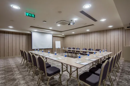 Holiday Inn Antalya - Lara Espaces Affaires Photos