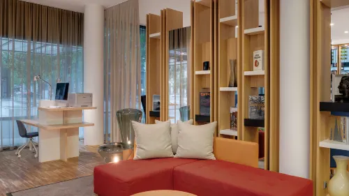 Holiday Inn Frankfurt - Alte Oper Business Photos