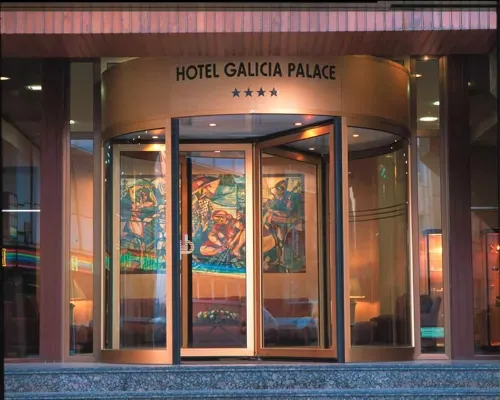 Galicia Palace Extérieur Photos