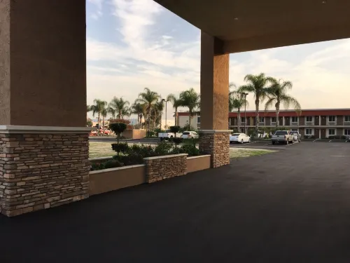 Ontario Inn & Suites Aree comuni Photos