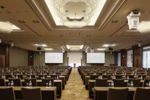 Palace Hotel Tokyo Business Facilities Photos