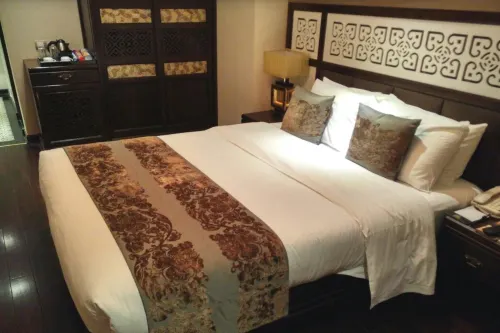 Golden Lotus Luxury Hotel Photos