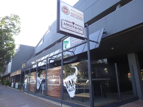 Comfort Hotel Adelaide Meridien Tæt på hotel Photos