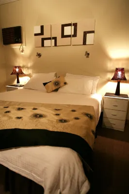Presidential Motel Photos
