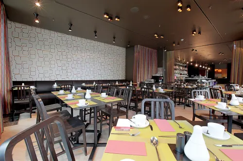 Adina Apartment Hotel Berlin Hackescher Markt Featured Photos