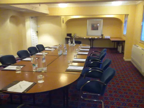 Barons Court Hotel Walsall Business Facilities Photos