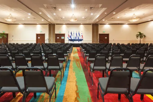 Holiday Inn San Salvador Featured Photos