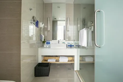 Holiday Inn Express Luoyang City Center Kamar Photos