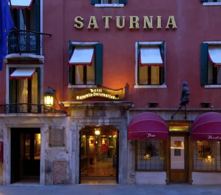 Hotel Saturnia & International Extérieur Photos