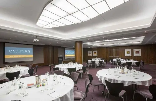 Pullman Quay Grand Sydney Harbour Business Facilities Photos