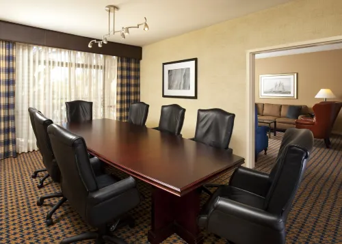 Sheraton Park Hotel at The Anaheim Resort Business Facilities Photos