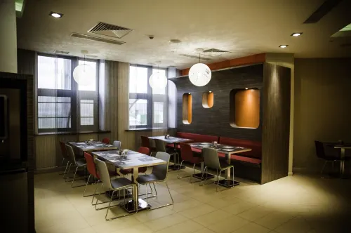 Ibis Astana Restauration Photos