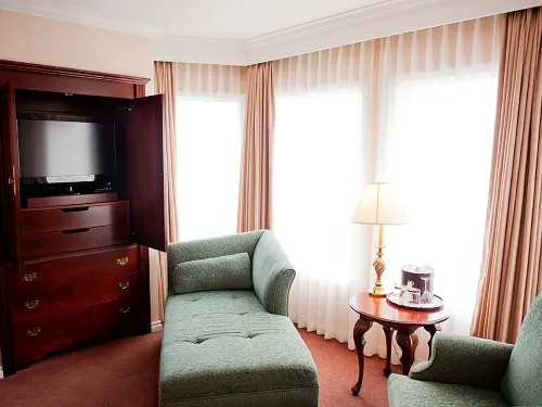 Hotel Grand Pacific Rooms Photos
