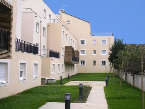Appart Hôtel - Séjours et Affaires / Résidence étudiante - Les estudines Créteil Le Magistère Espaces publics Photos