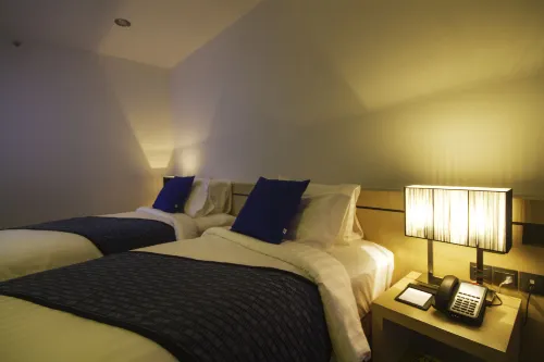 Holly Hotel Myanmar Camere Photos